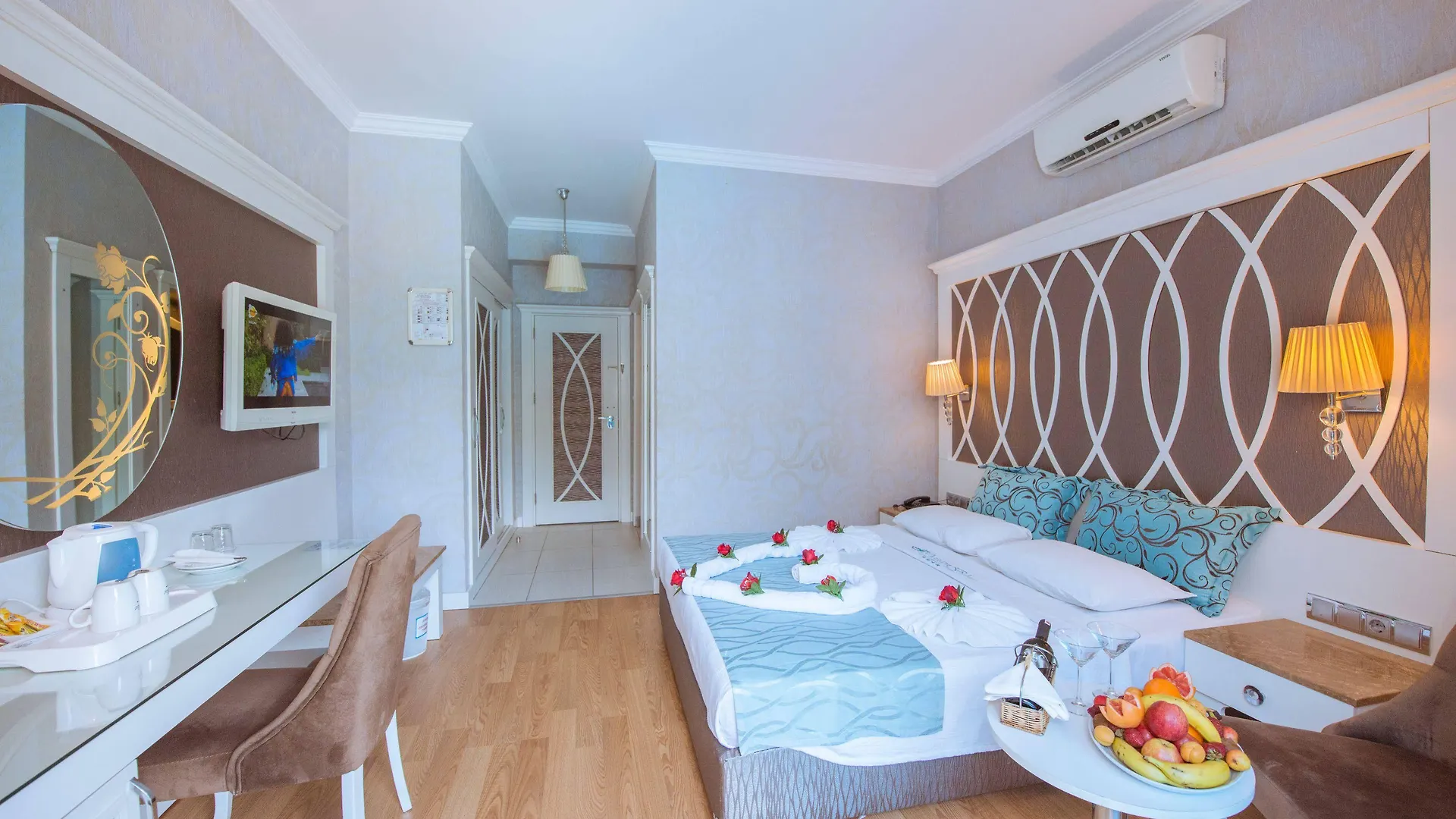 Ocean Blue High Class Hotel & Spa Öludeniz