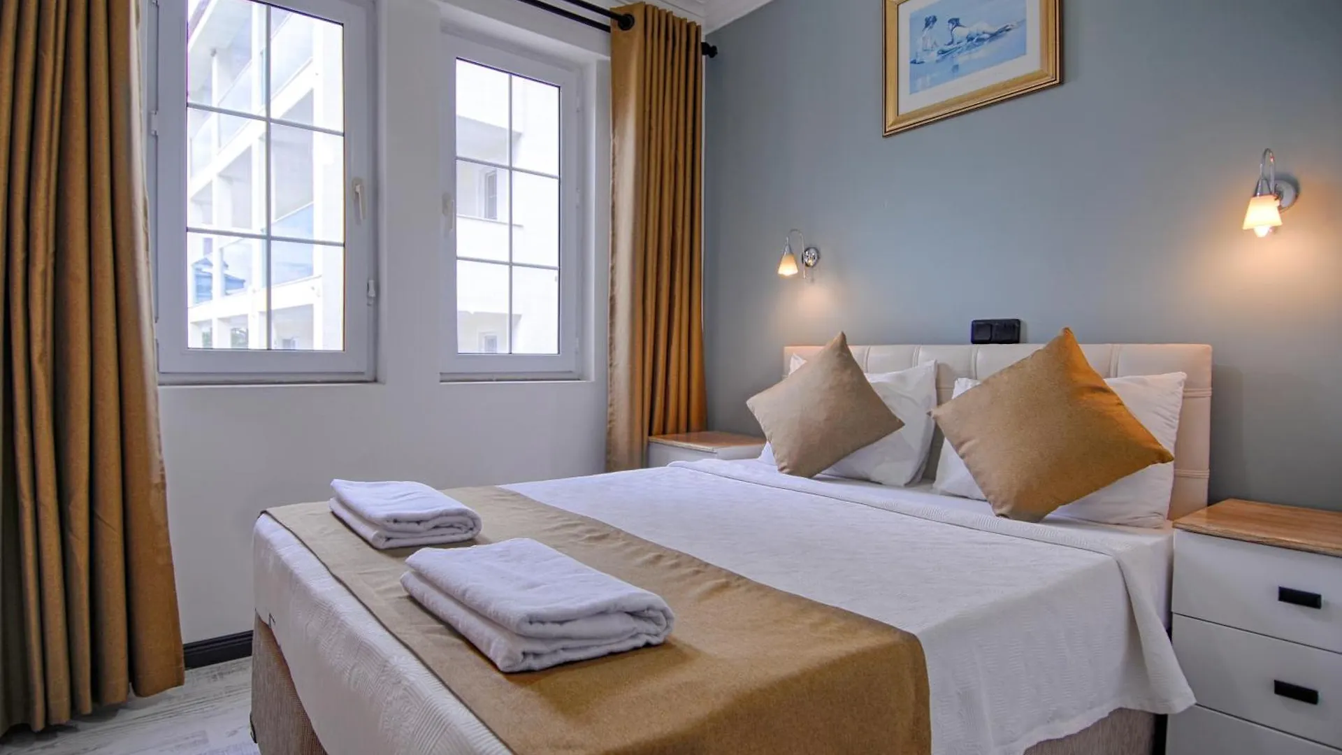Ocean Blue High Class Hotel & Spa Ολουντενίζ