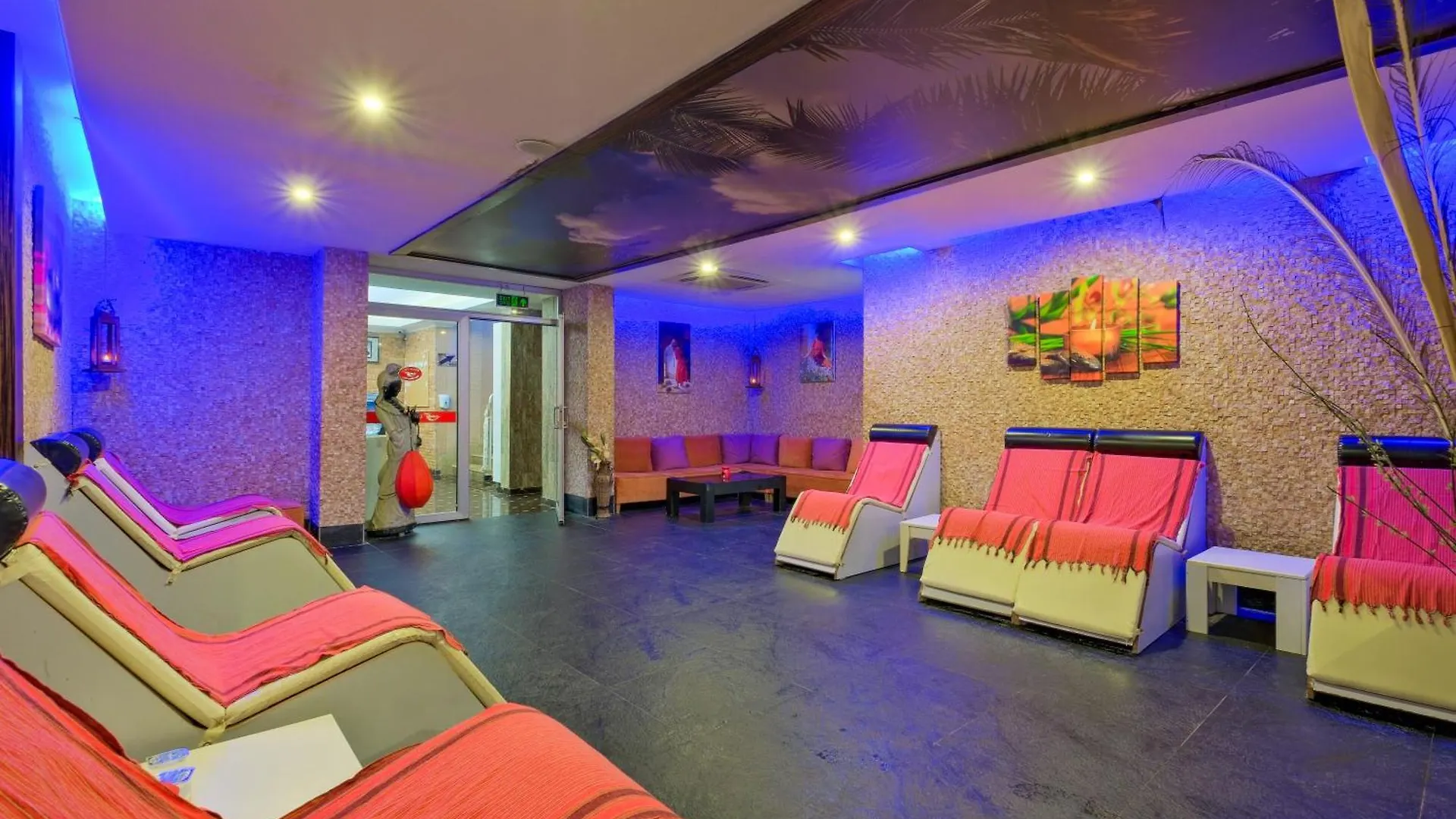 Ocean Blue High Class Hotel & Spa Ολουντενίζ